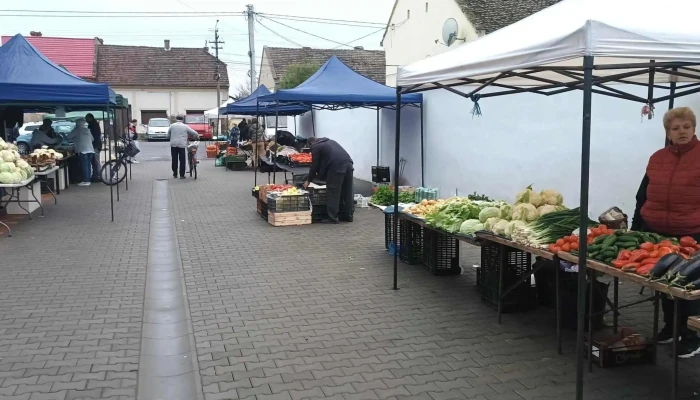 Piata Agroalimentara Jimbolia Fotografii - Jimbolia