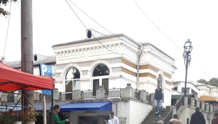 Piata Centrala Număr - Câmpulung