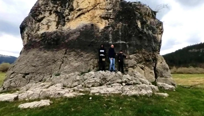 Piatra Teiului Piatra Dracului Street View Si 360deg - Poiana Teiului
