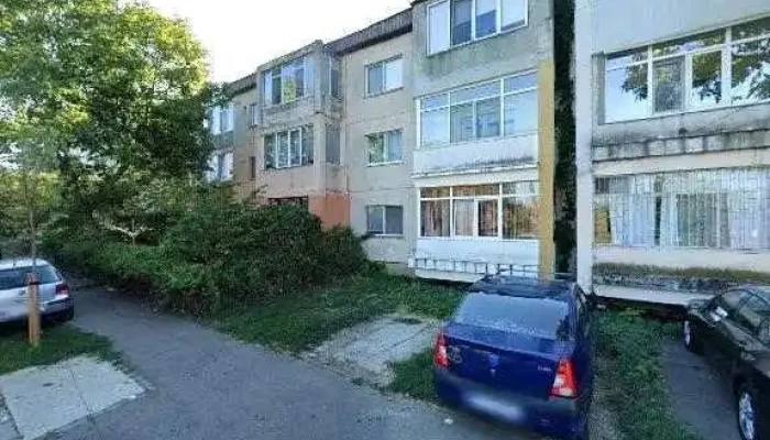 Reparatii Usi -  Aproape De Mine - București