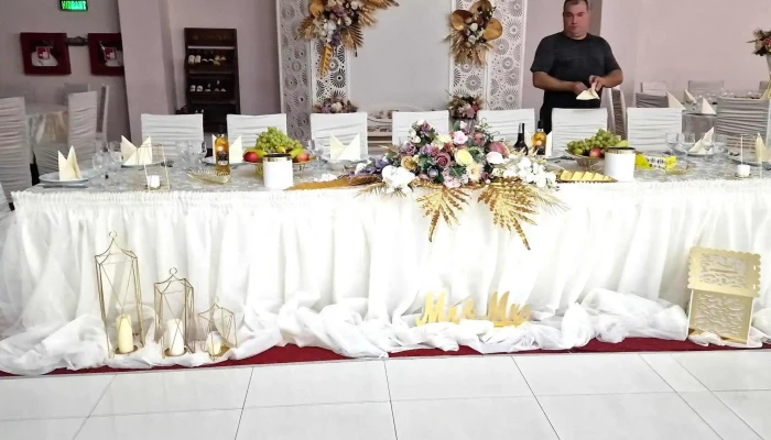 Restaurant Sebastian "Pârleacu'" - Băleni-Sârbi