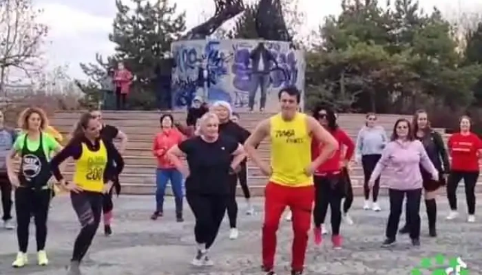 Rosiori Videoclipuri - Roşiori