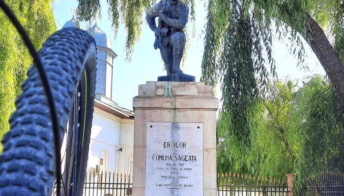 Sageata Instagram - Săgeata