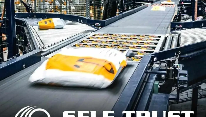 Self Trust -    The Romanian Conveyor Factory Recenzii - Iași