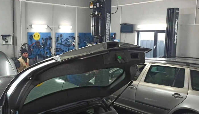 Service Auto -  Deschis Acum - Hălăucești