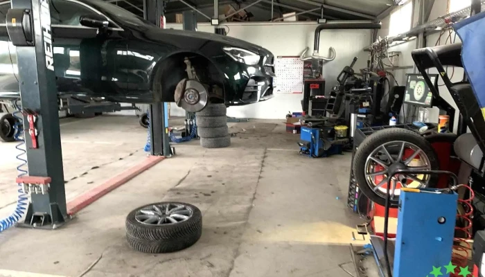 Service - Lucian Garage - Strada Dumitru Buzdun Nr 177