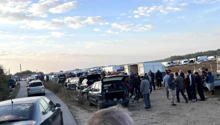 Targul De Saptamana -  Cum Să Ajungi Acolo - Osica De Sus