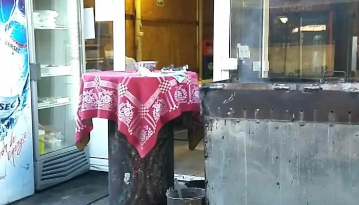 Târgul Săptămânal (animale, cereale, auto ) - Geamăna 117141