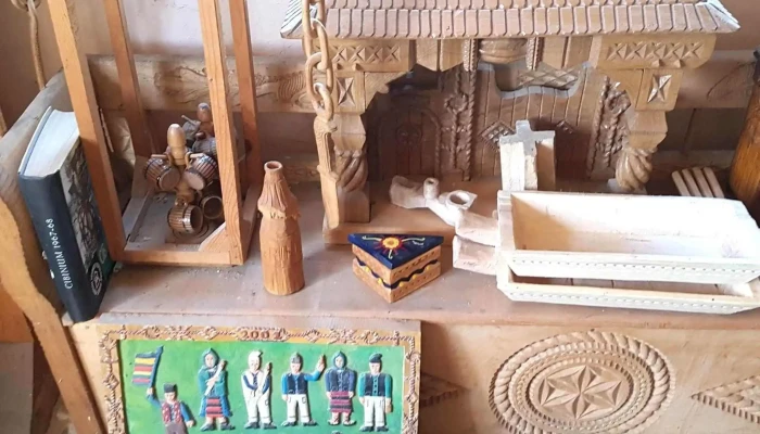 Teo Barsan Traditional Srl Atelierul Teodor Barsan -  Instagram - Bârsana