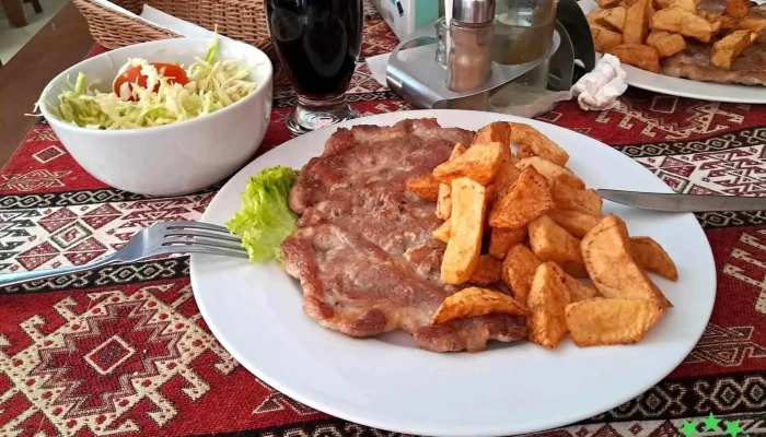 Valea Strajii Churrasco - Tiha Bârgăului