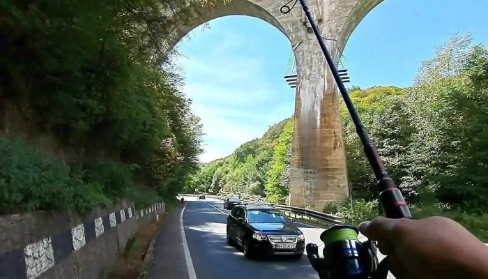 Viaductul Luncoiu De Jos -  Videoclipuri - Brad