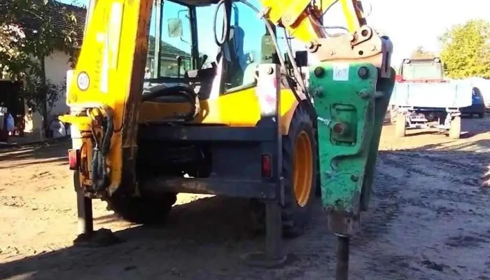 Închirieri Buldoexcavator-Autobasculanta Bechet - Bechet 207060